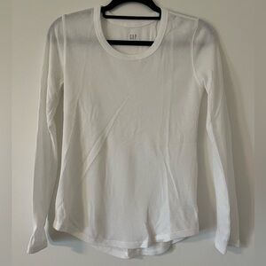 Gap waffle weave long sleeve white shirt. Women’s S.